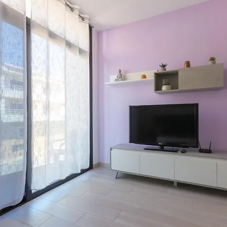 Ivys House Center Corralejo